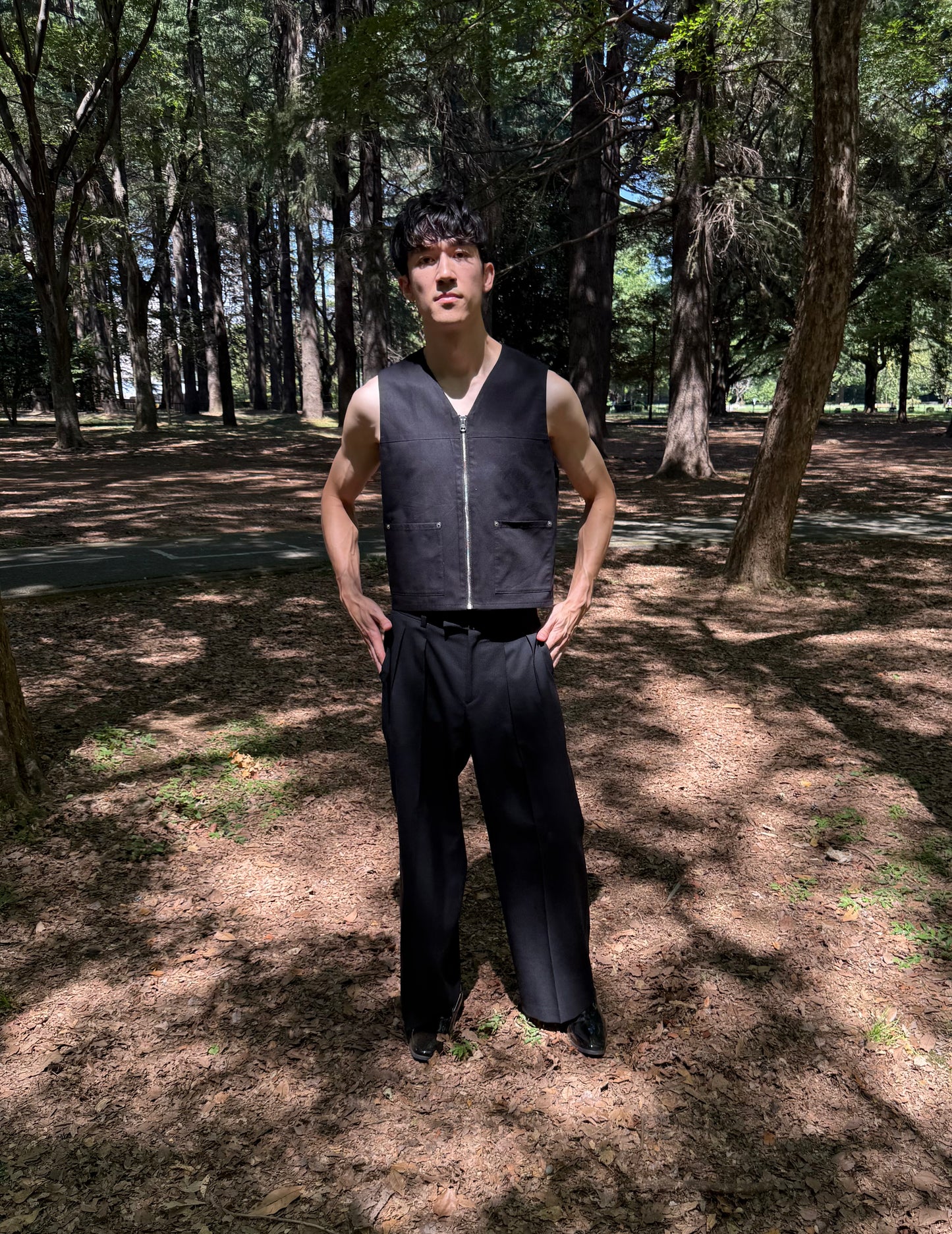 zip up vest